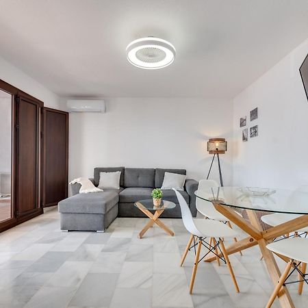 Apartamento Con Amplio Porche Y Bbq Benalmádena Dış mekan fotoğraf