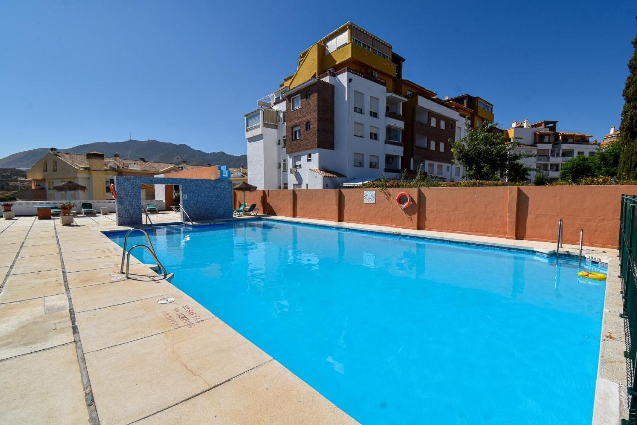 Apartamento Con Amplio Porche Y Bbq Benalmádena Dış mekan fotoğraf