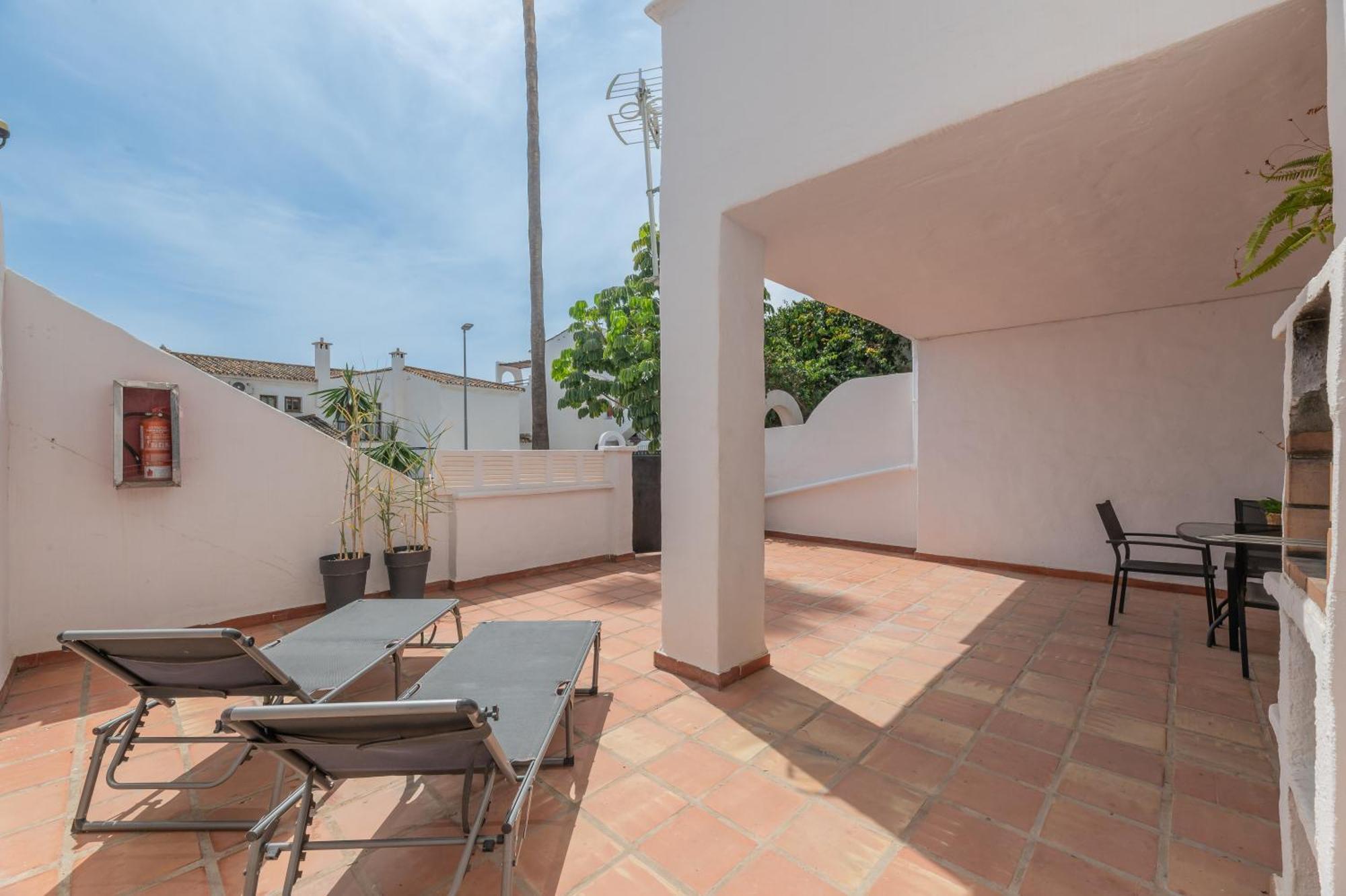Apartamento Con Amplio Porche Y Bbq Benalmádena Dış mekan fotoğraf