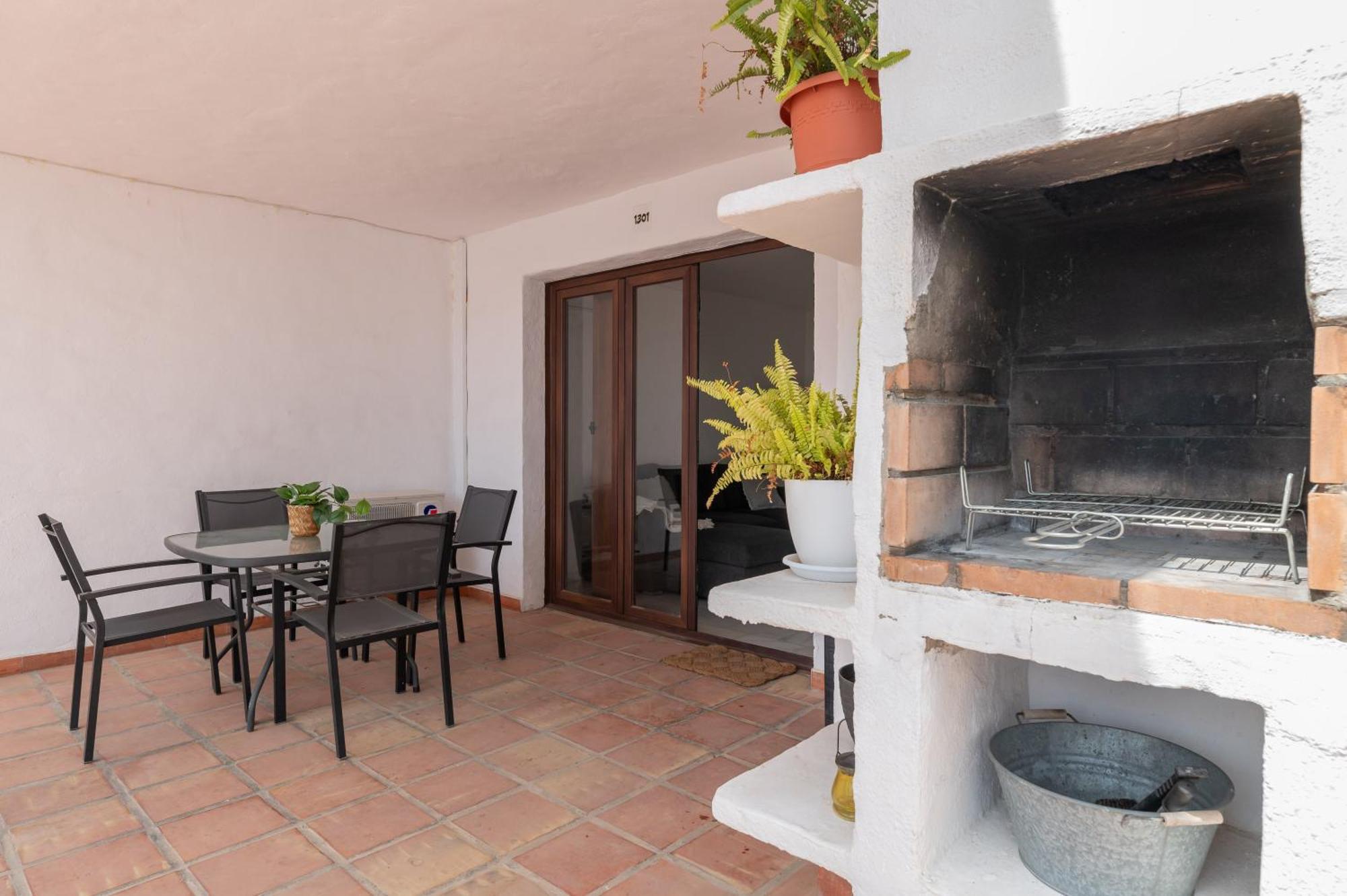 Apartamento Con Amplio Porche Y Bbq Benalmádena Dış mekan fotoğraf